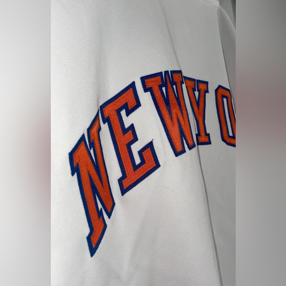 Authentic New York Knicks Pre-Game Button Up- Rare - Picture 6 of 8